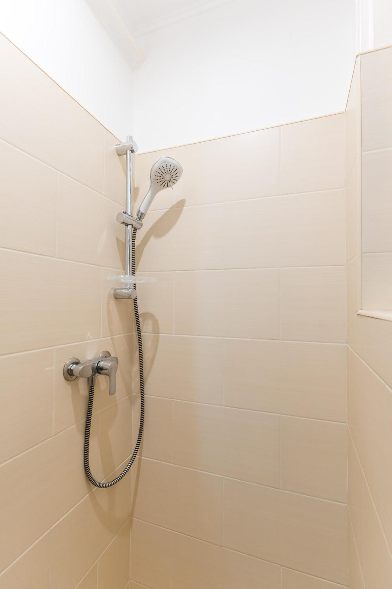 Sunny Studio With Balcony In Party District بودابست المظهر الخارجي الصورة